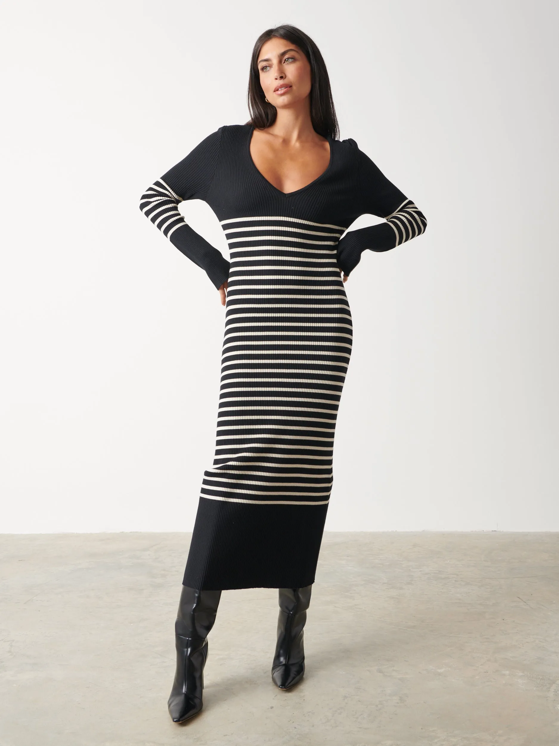 VANESSA STRIPED KNIT DRESS (BLACK/ WHITE STRIPE)