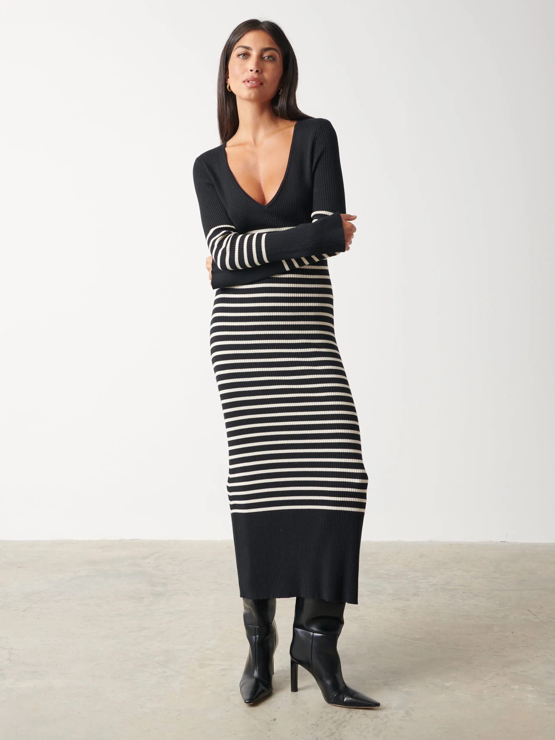 VANESSA STRIPED KNIT DRESS (BLACK/ WHITE STRIPE)